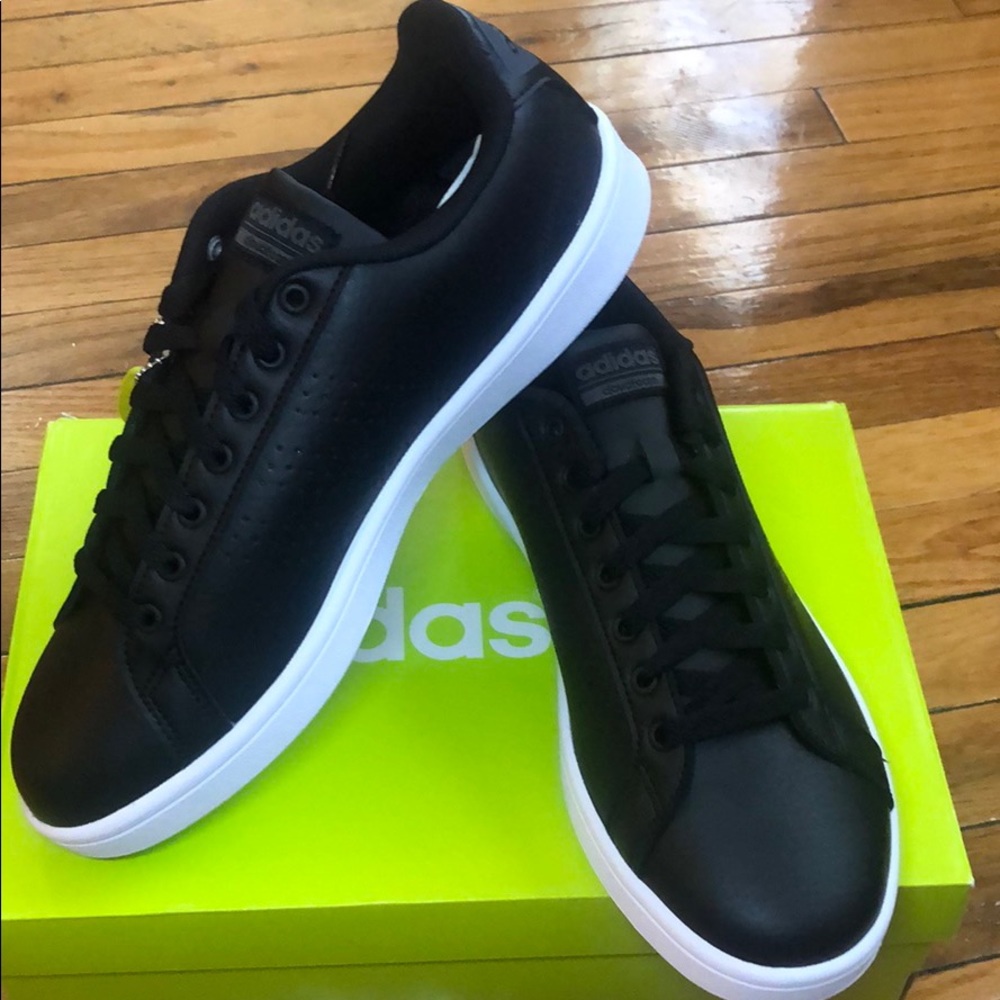 Brand NEW Adidas CF Advantage CL